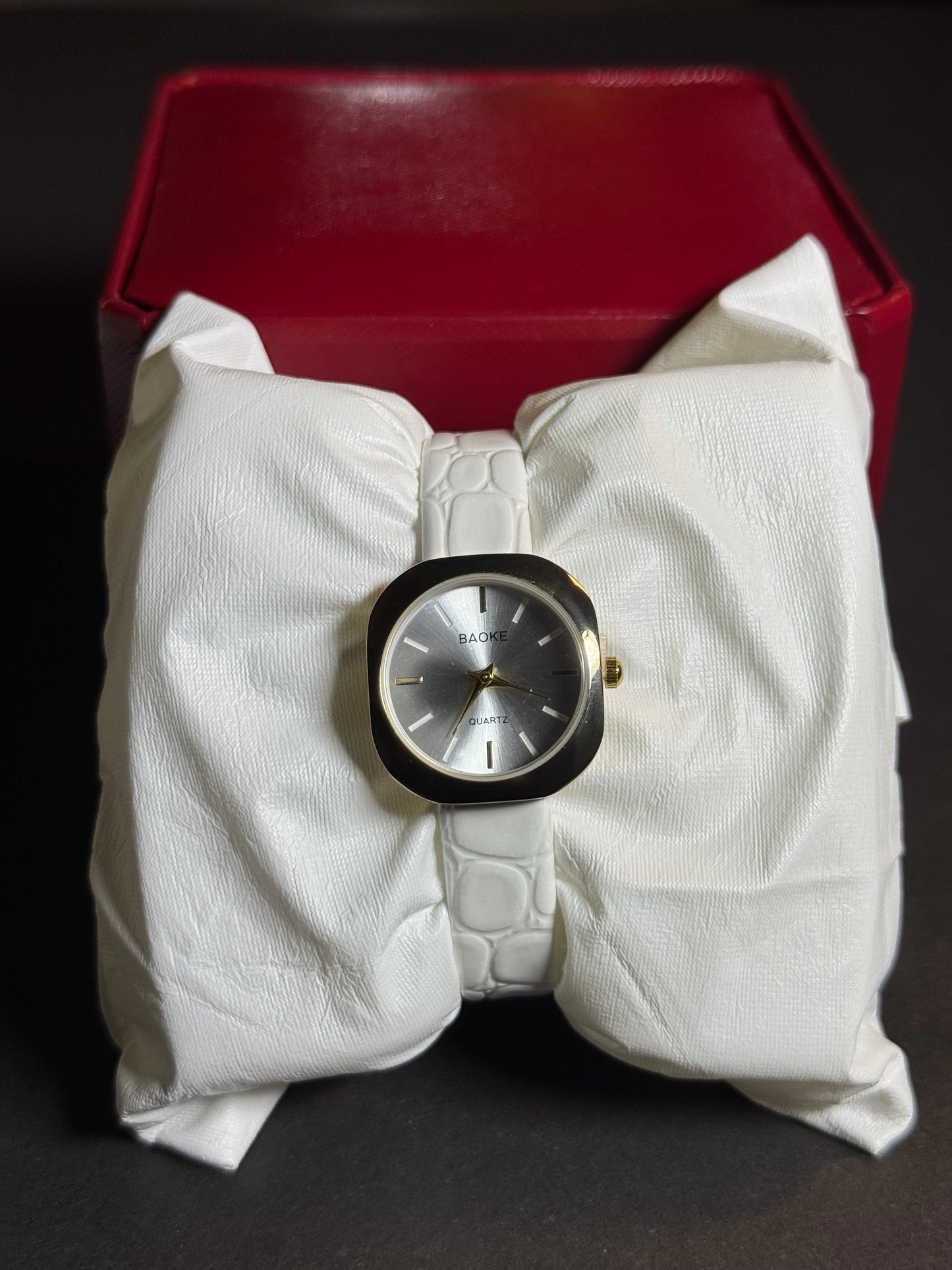 BAOKE Elegant White