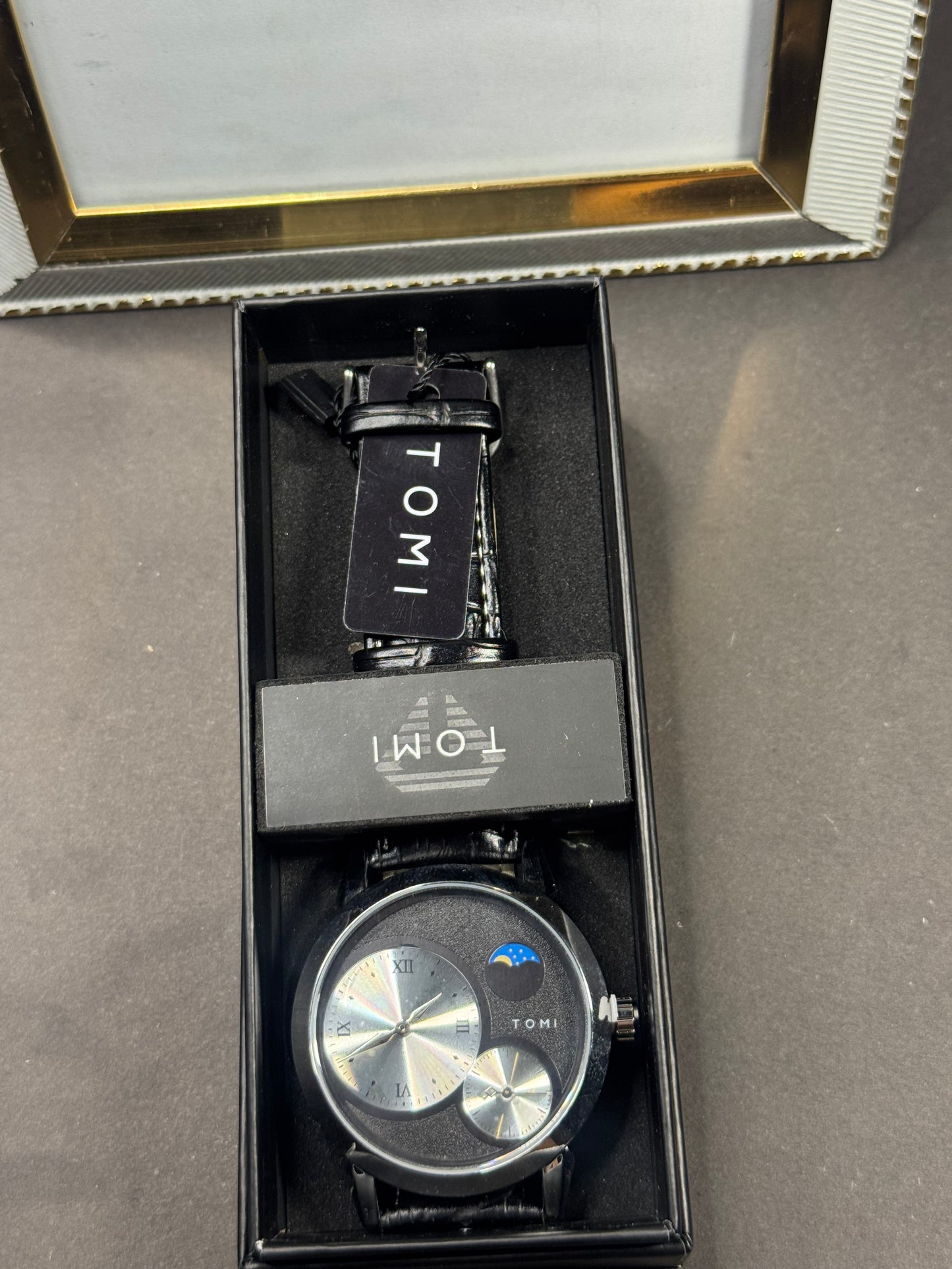 Tomi Dual-Time: Silver & Black Edition