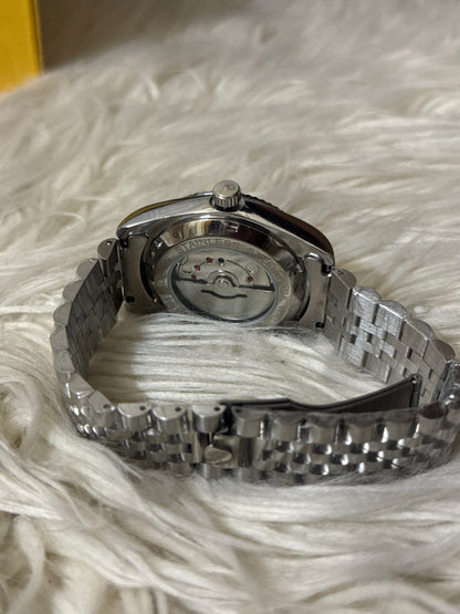 Rolex Datejust: Royal Blue Motif