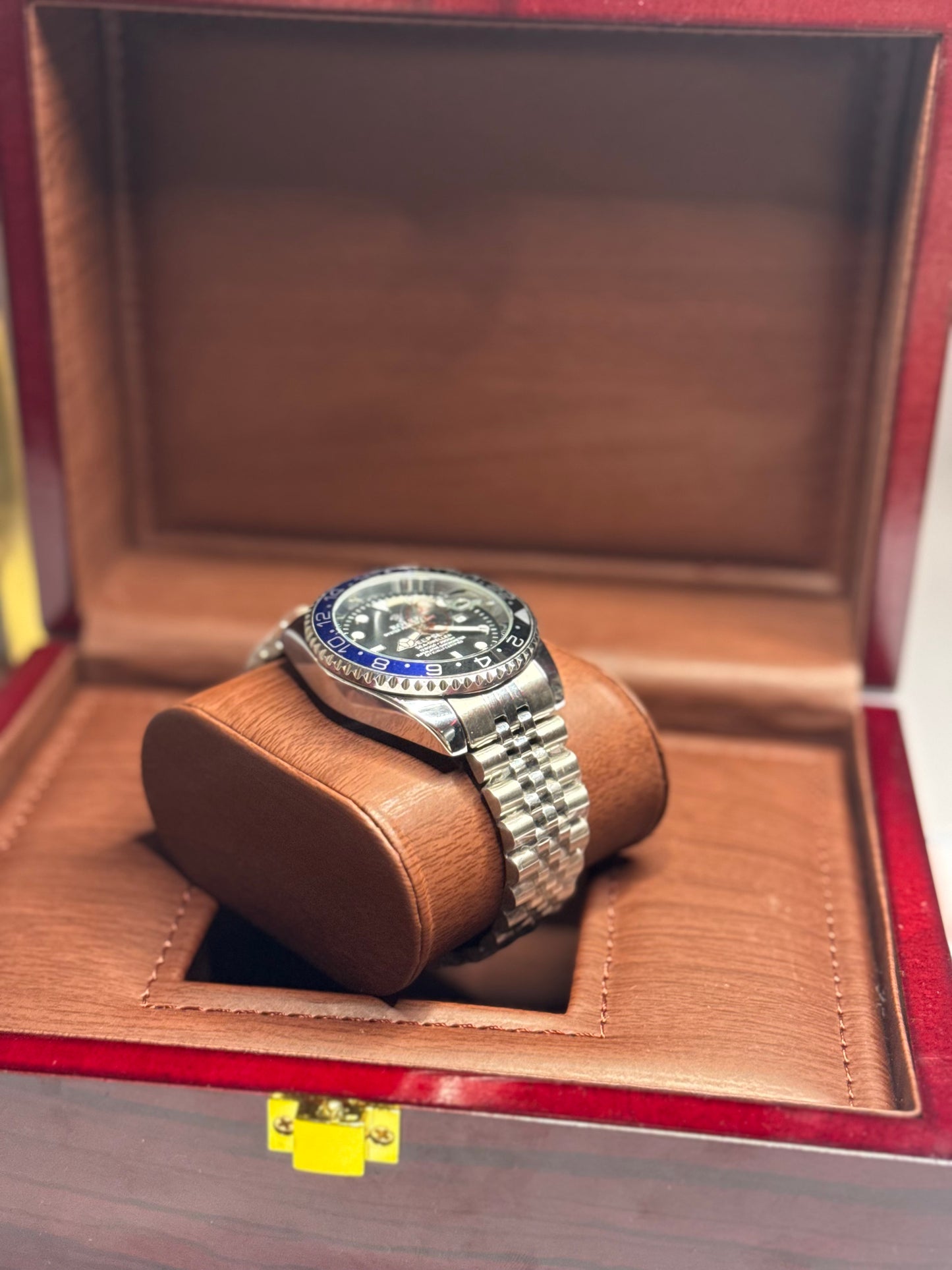 Rolex GMT-Master II "Batgirl" Edition – Blue & Black